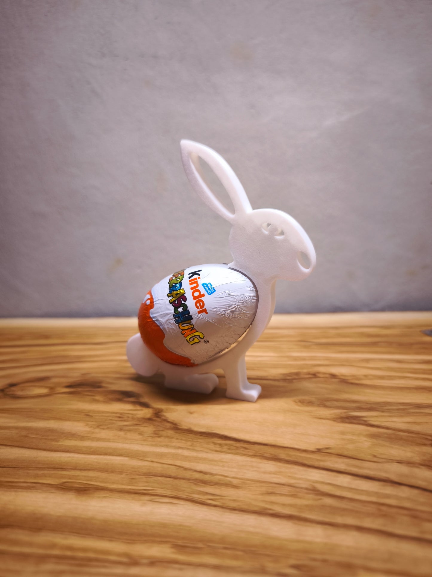 Osterhase – Perfekte Überraschung mit Platz für ein Kinder Überraschungsei (nicht enthalten)