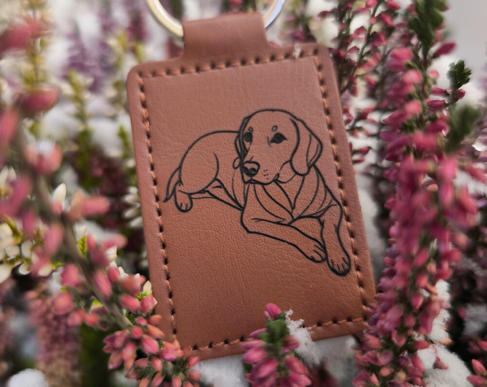 Personalized leather keychain with engraving