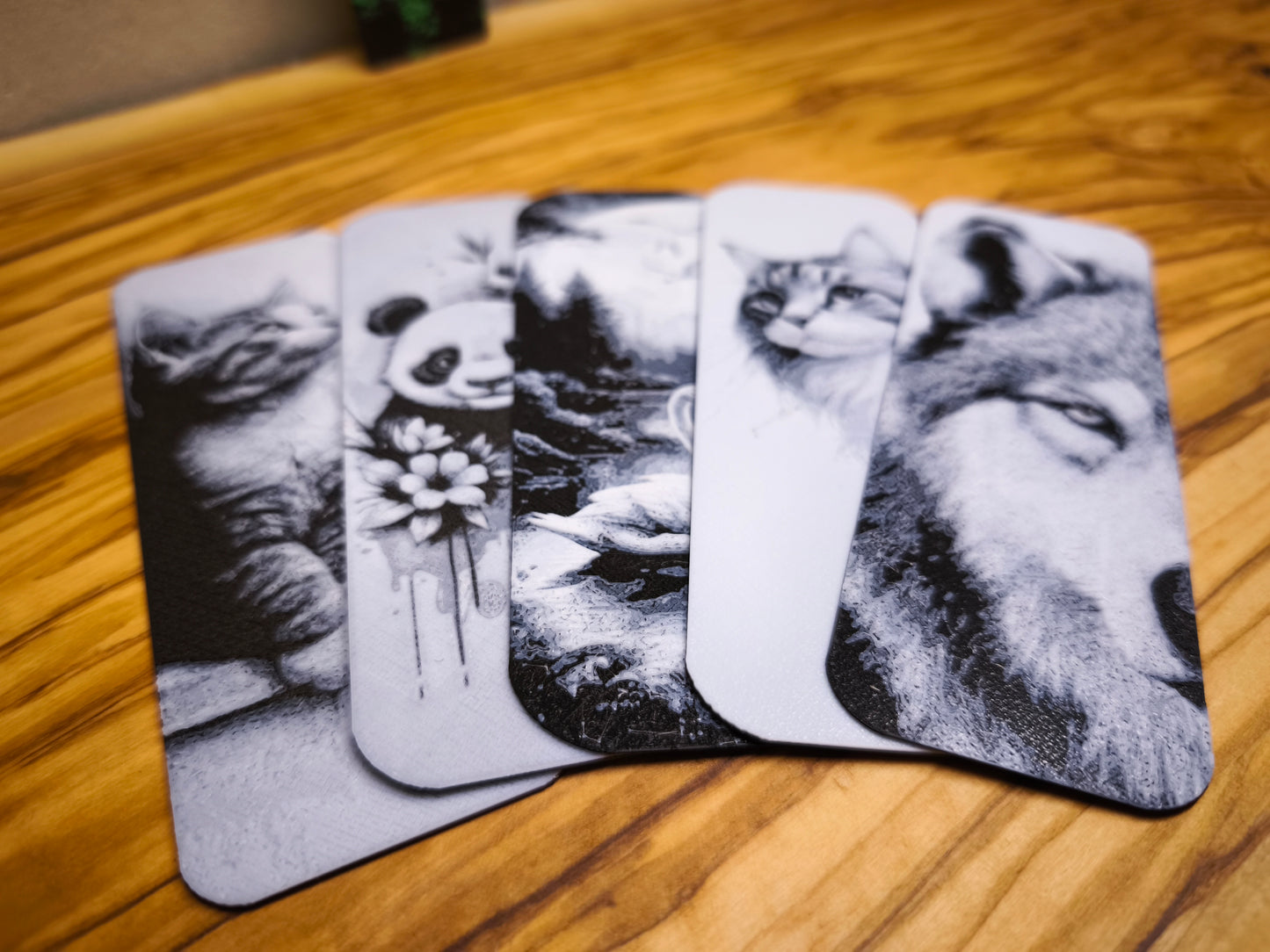 Einzigartige Lesezeichen mit kreativen Motiven – Perfekt für Bücherliebhaber