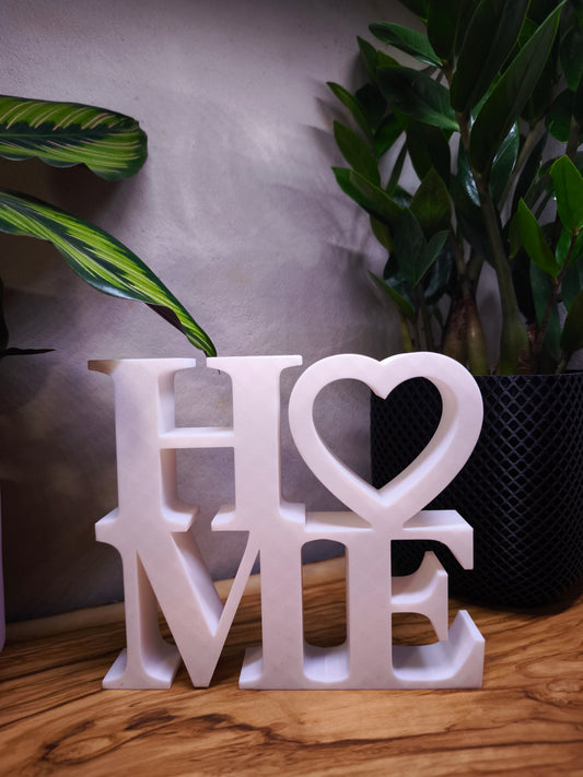 Deko-Schriftzug „HOME“ – Stilvolle Wohnaccessoire für dein Zuhause